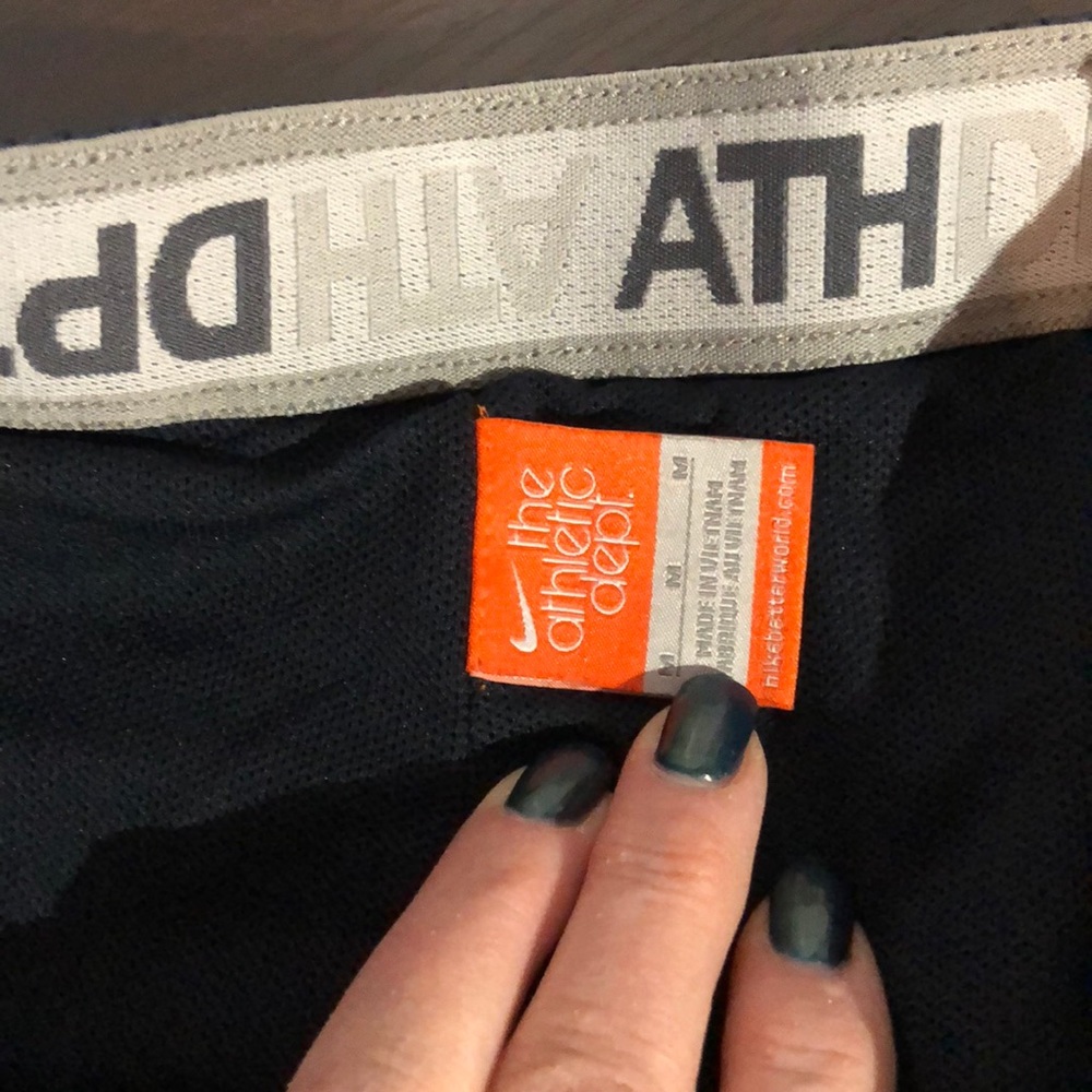 Nike nylon shorts - Picture 3 of 3